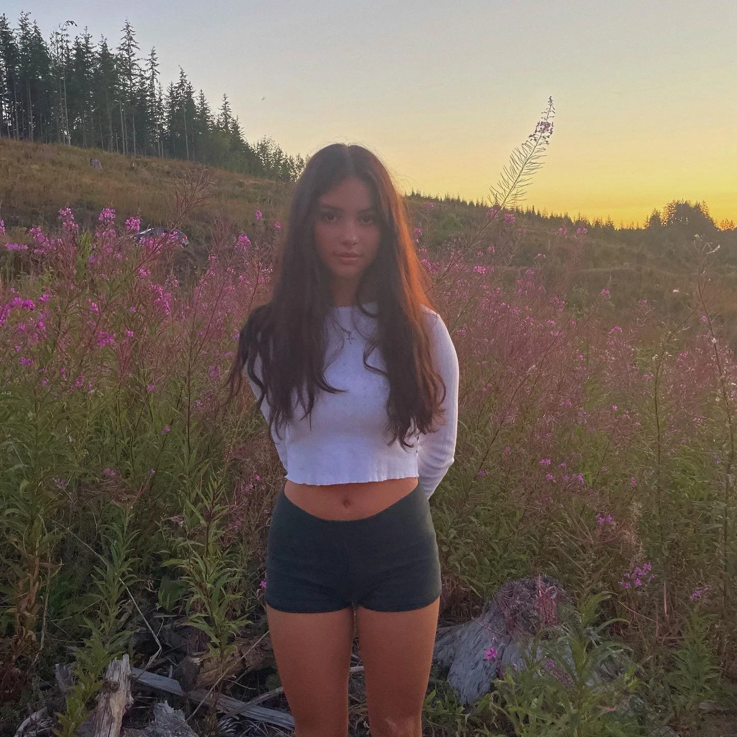 beautiful young woman image 17