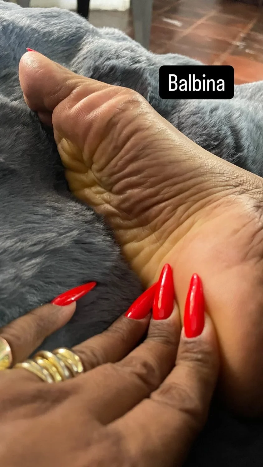Mature thick soles and toes image 13
