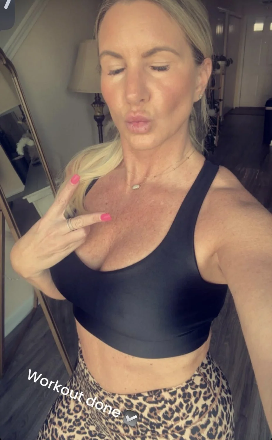 Lori Beth ohio milf image 11