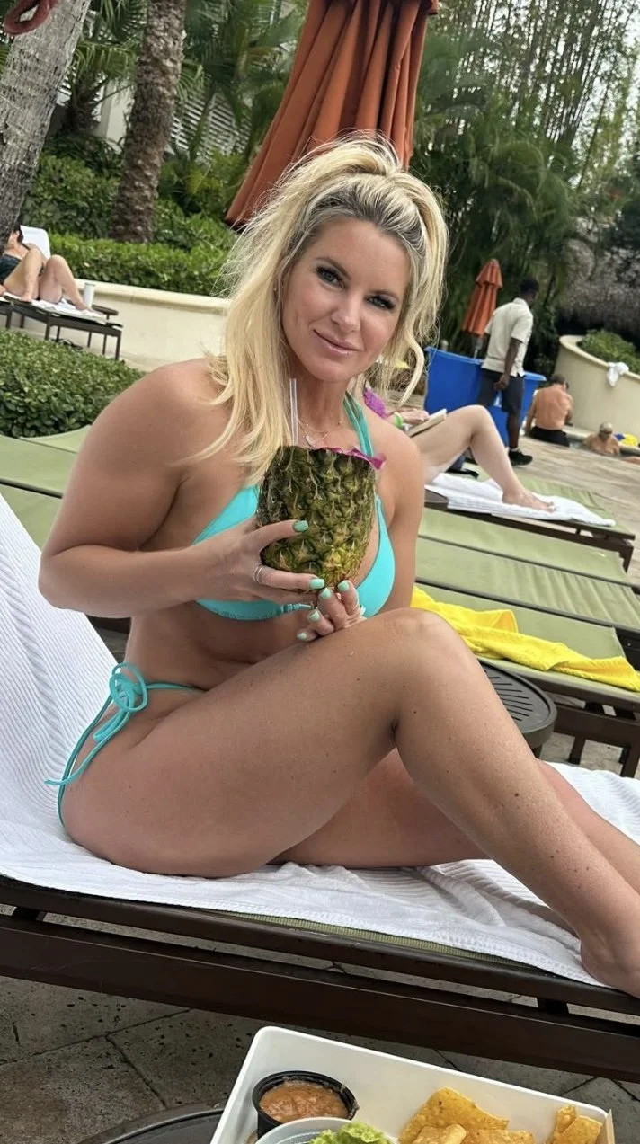 Lori Beth ohio milf image 9