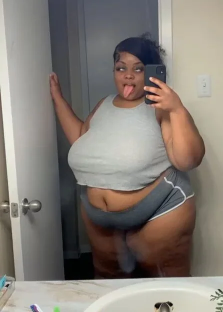 ThicK 3bonY bBw bo0tY !! image 12