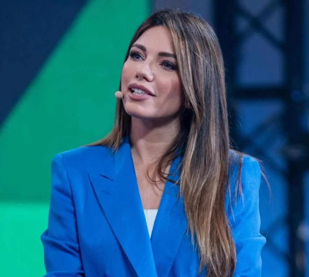 Federica Masolin hot italian journalist image 4