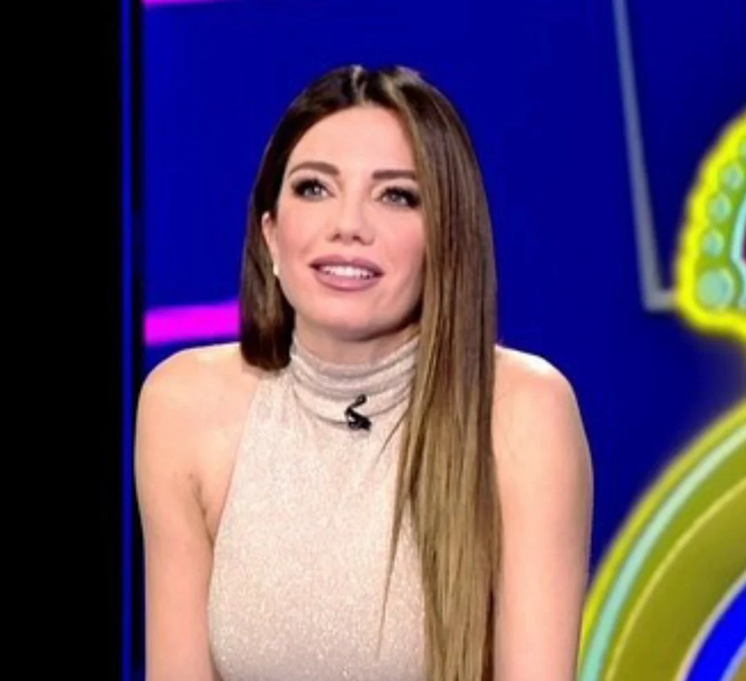 Federica Masolin hot italian journalist image 6