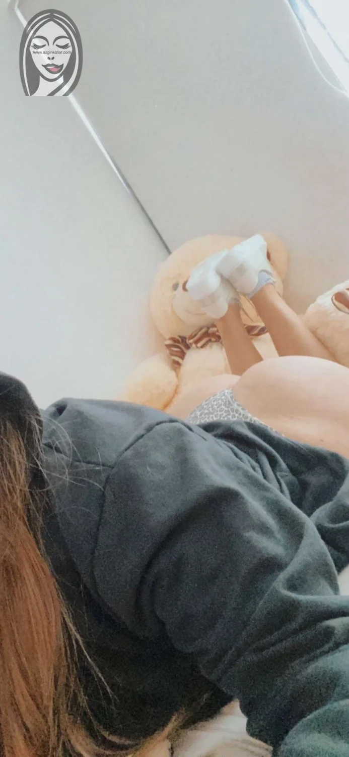 Turkish slut with her big tits image 15
