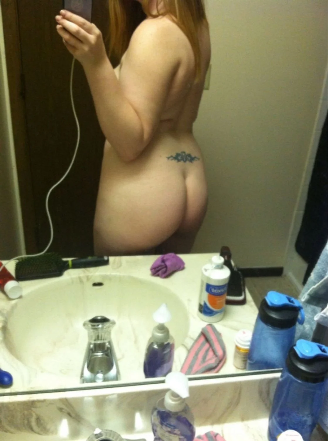Cuck gets off to me stroking, if u want urs exposed / to share in private Kik me @EricCarter84 image 7