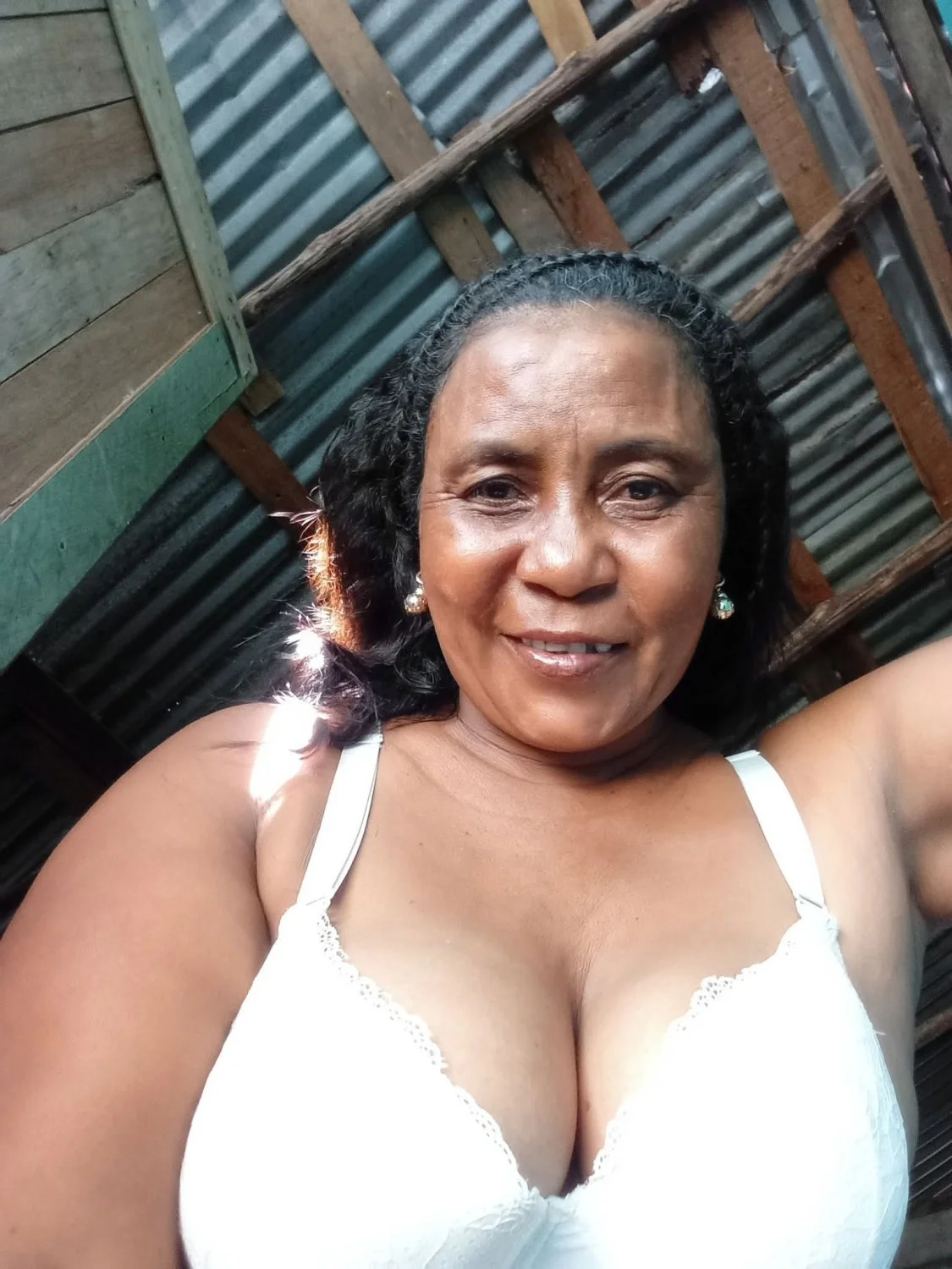 MARIA SEXY MILF image 21