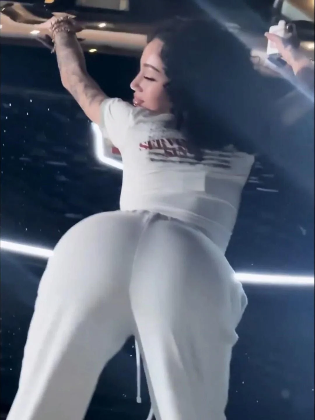 Bb is soo thick now image 2