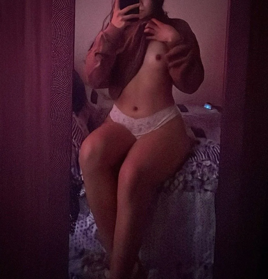 📸 [Selfiehoooooot] image 4