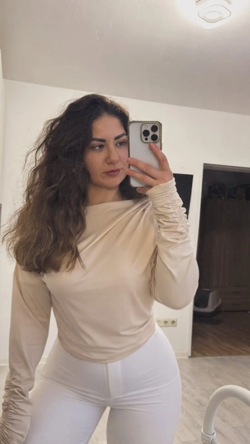 Sexy Turkish Girl image 3