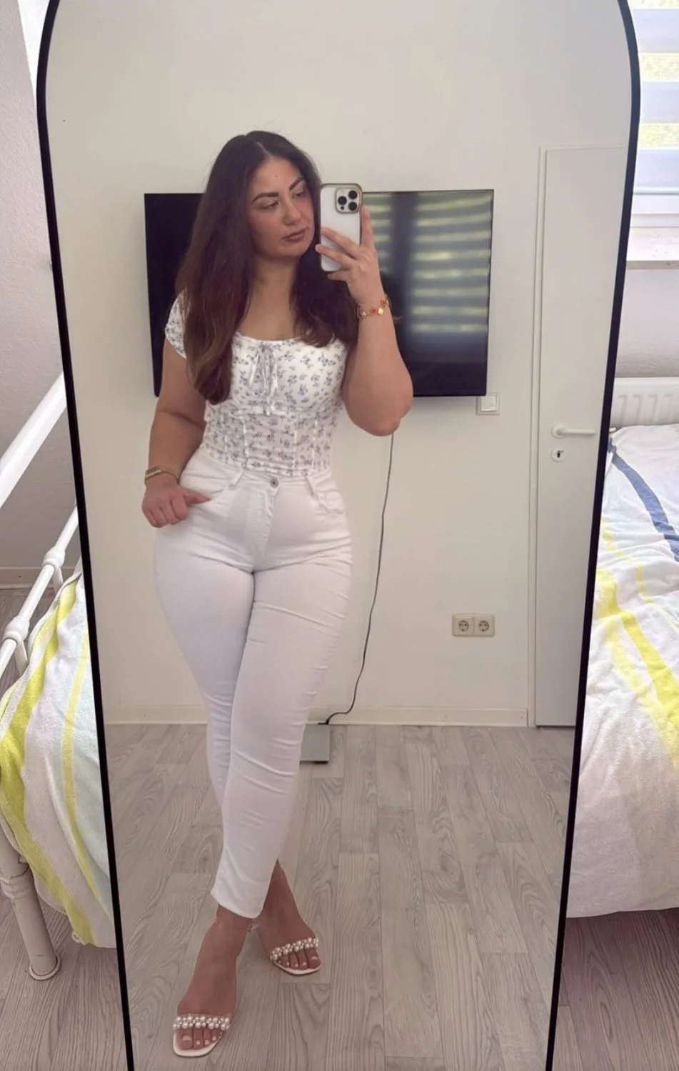 Sexy Turkish Girl image 9