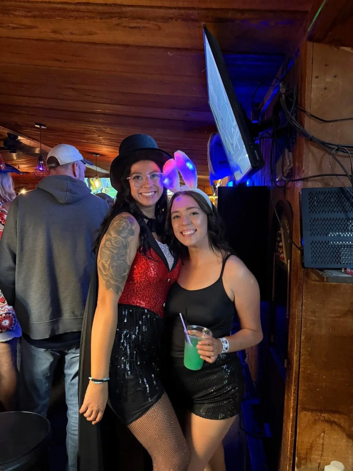 Jealous I get friend zoned but my buddy is sliding his cock between this chicks big titties for fun image 32
