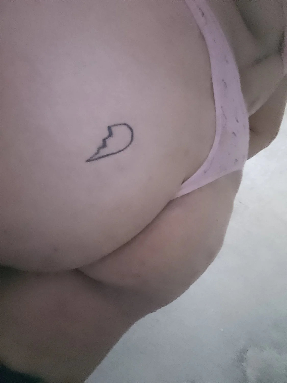 Más de mi puta tetona Janet image 4