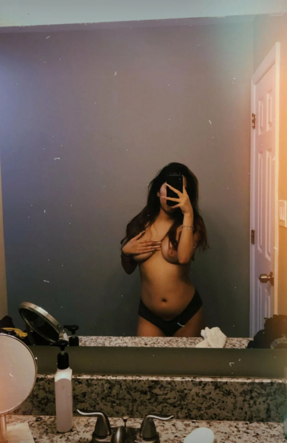 Texas Latina image 13