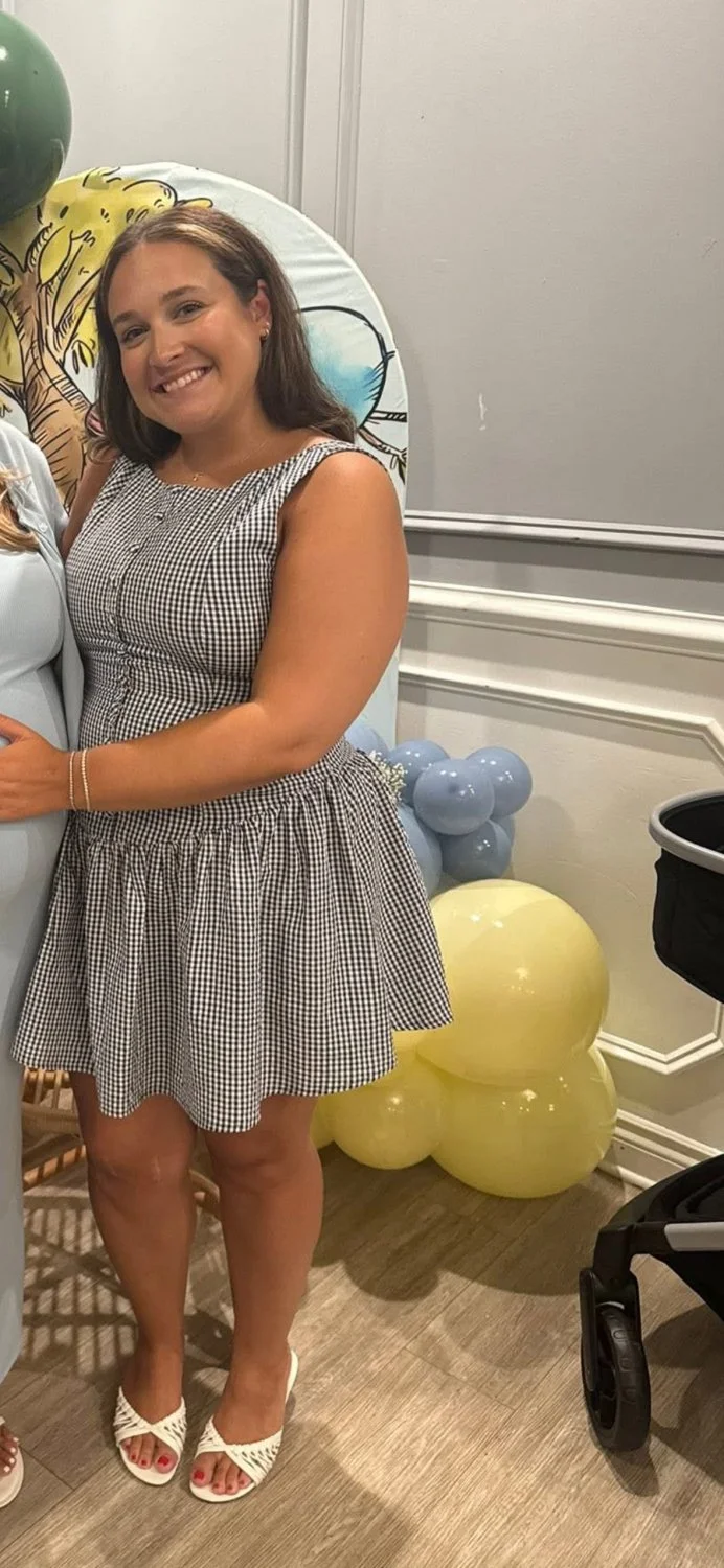 Curvy sexy Philly chick image 2