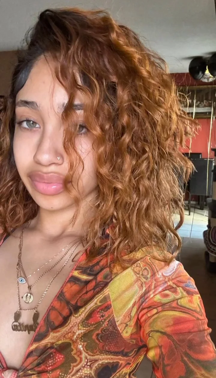 Hot light skin main image