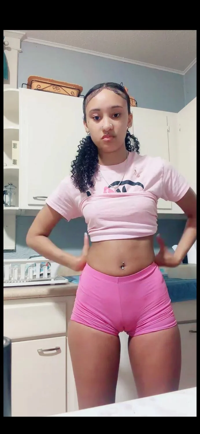 Fat pussy lightskins image 6