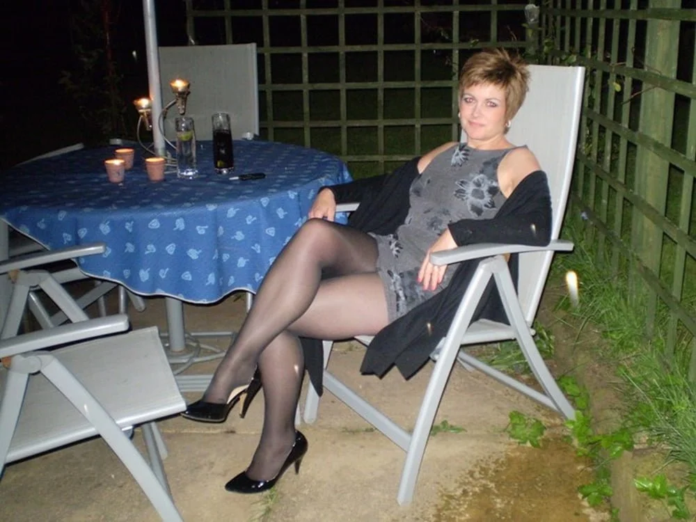 Amanda - Sexy UK Milf - Part 1. (p2) image 11
