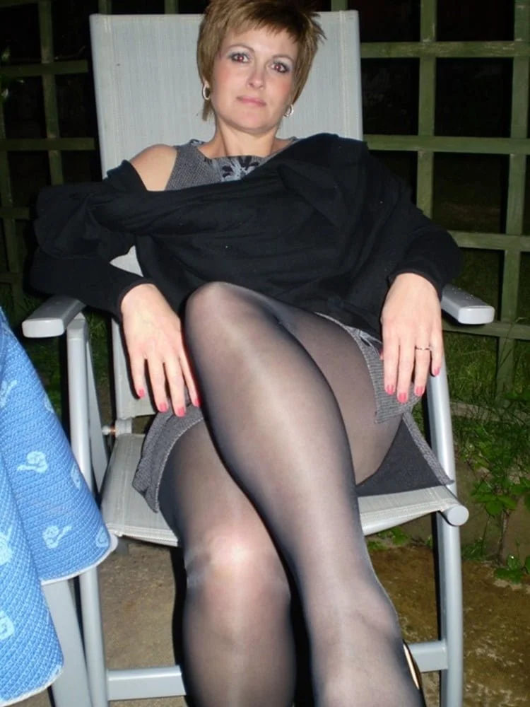 Amanda - Sexy UK Milf - Part 1. (p2) image 12