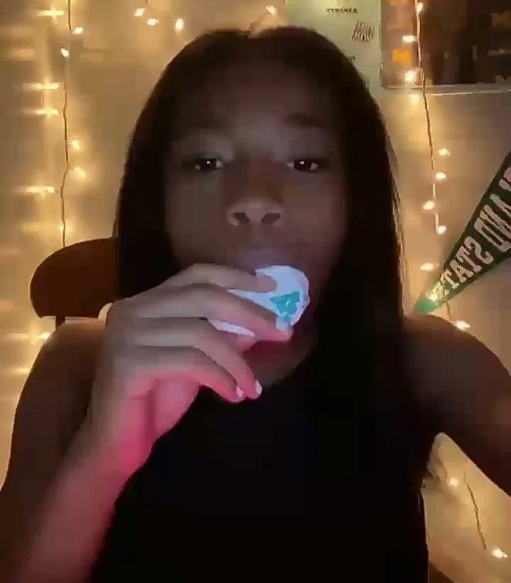 Girl showing me how big her mouth is PT2 image 2