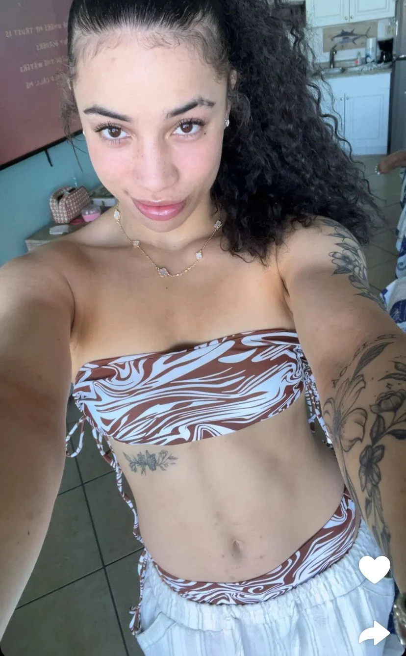 Amiah 5 image 8
