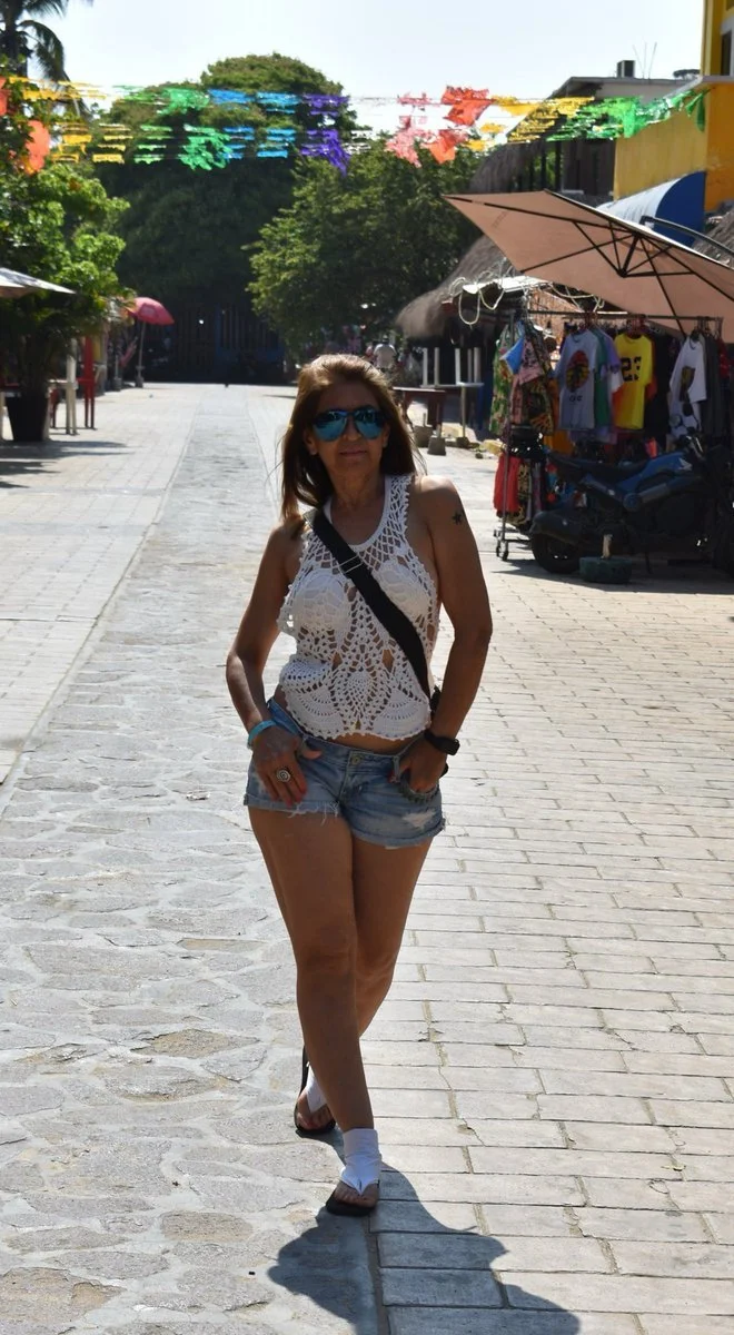 Milf mexicana image 40