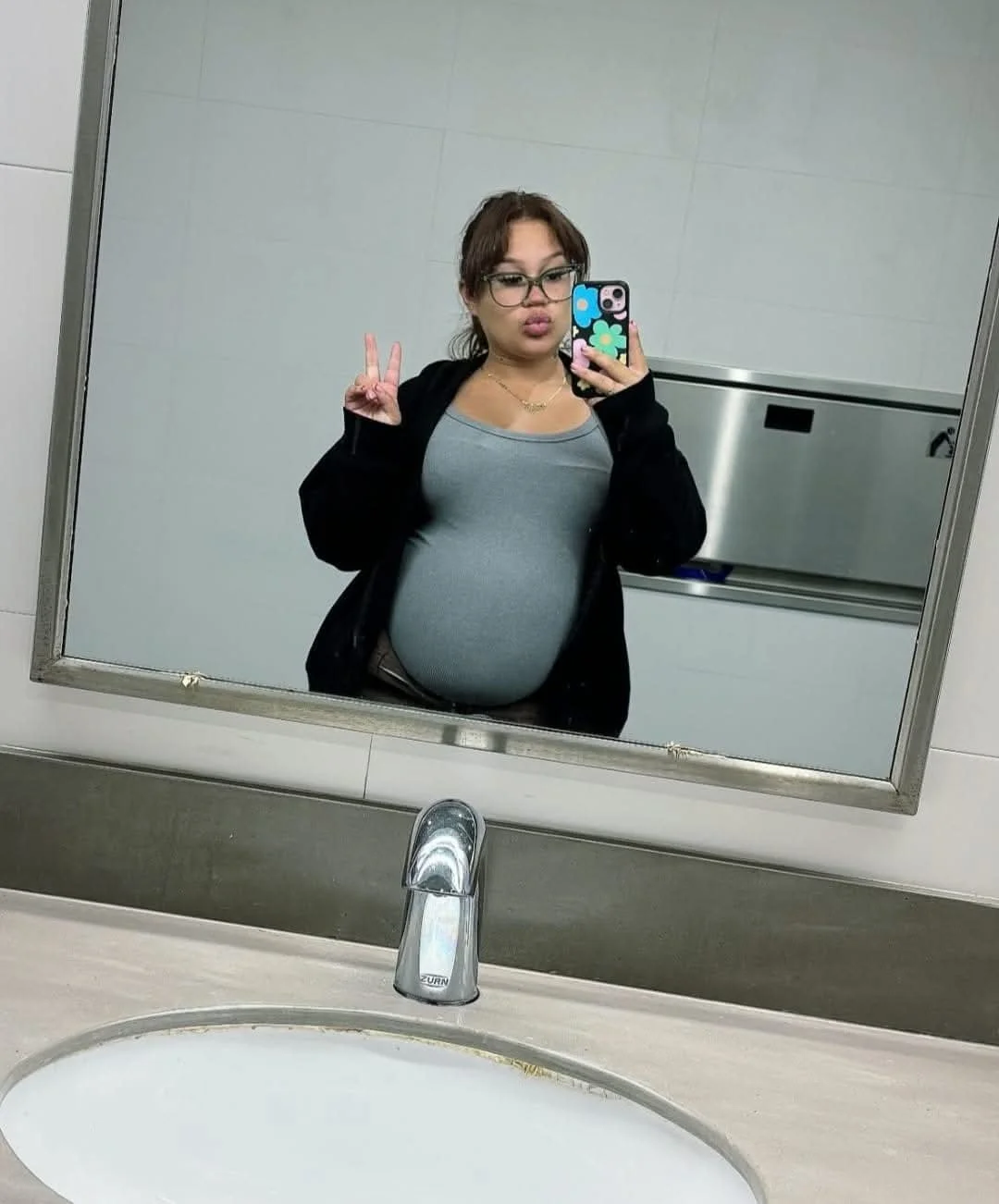 Sexy Pregnant latina image 11