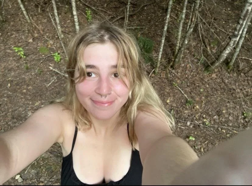 Huge titties on this babe - ʇuʞ- image 4