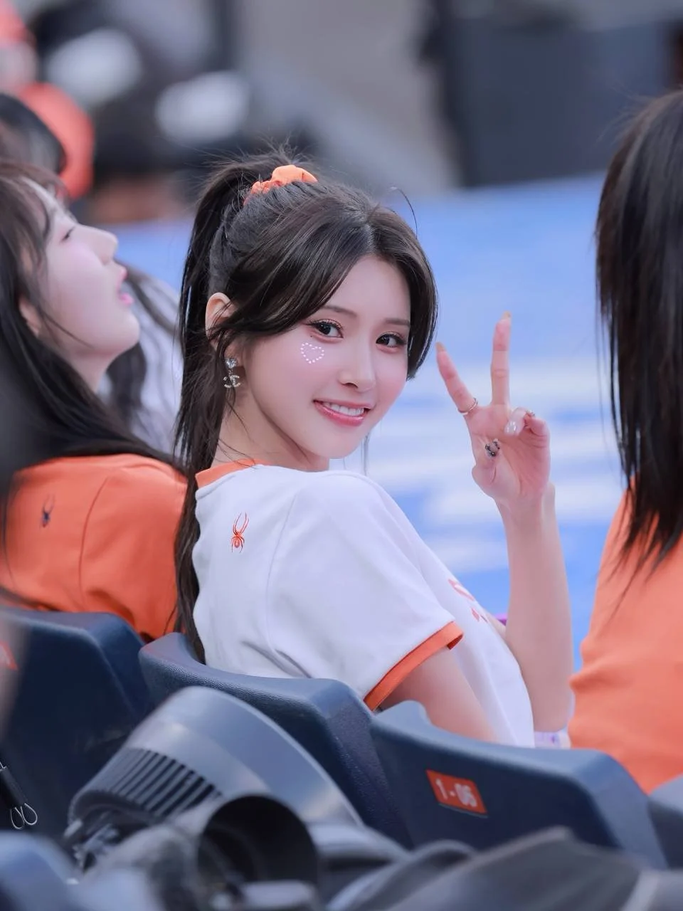 Korean Cheerleader & Model Jeon Eunbi image 12