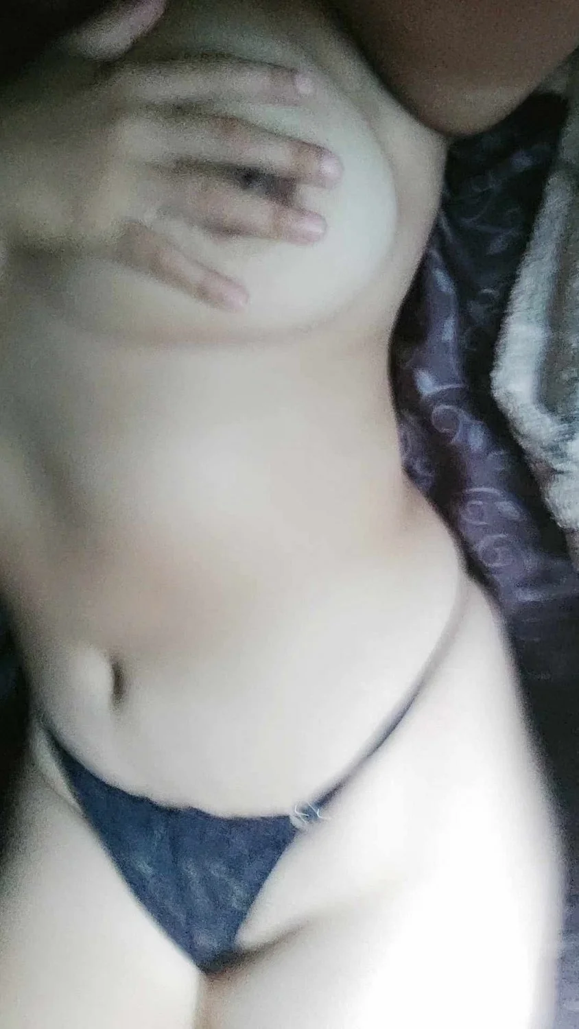 Puta pobre por el dinero pero rica del cuerpo image 10