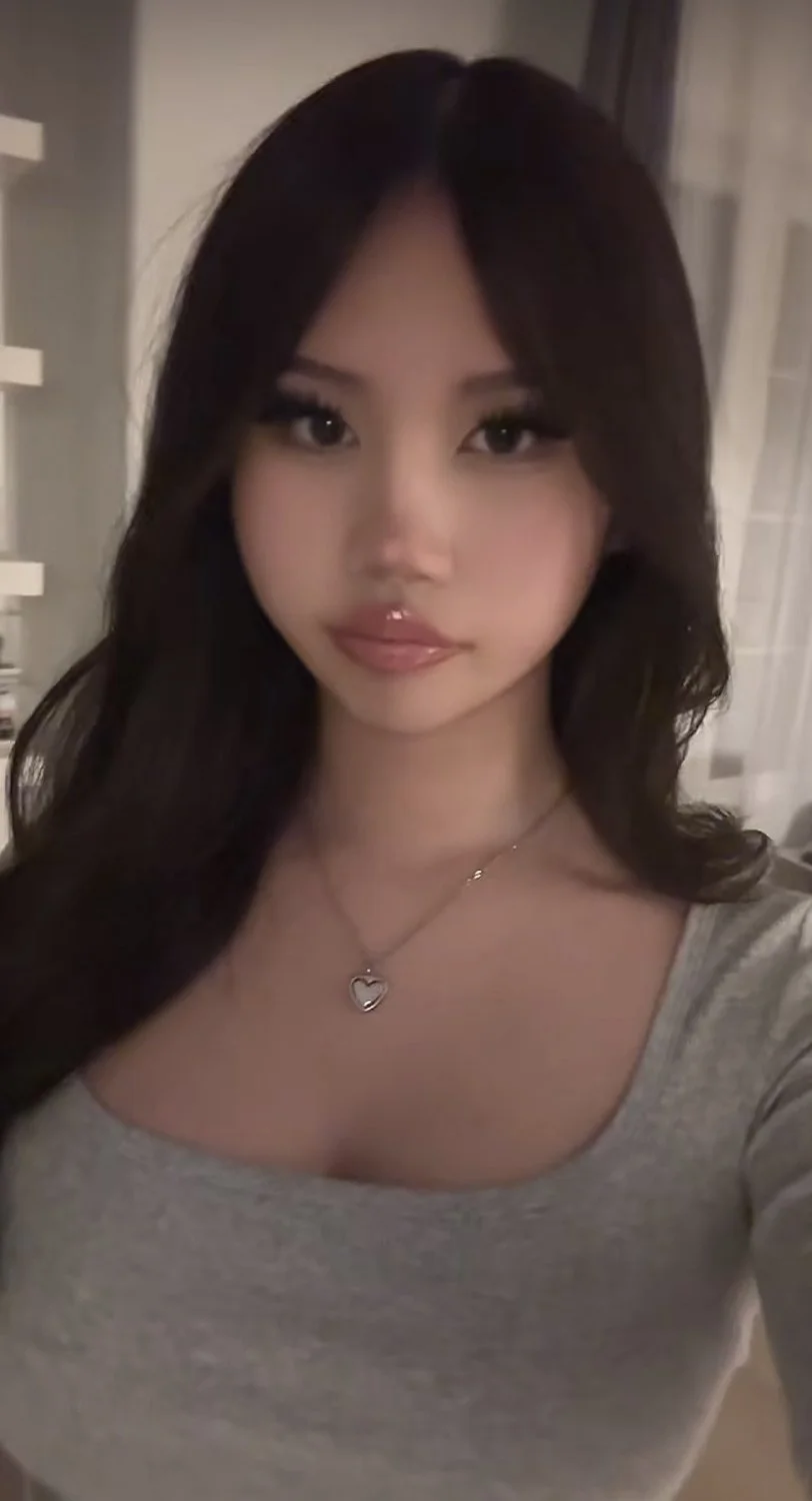 abg irl Caitlyn main image
