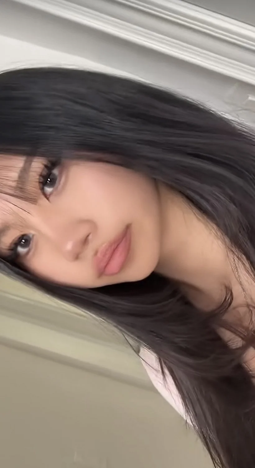 abg irl Caitlyn image 3