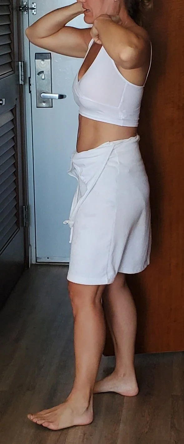 Hot Mom parading in teen daughter's top image 2