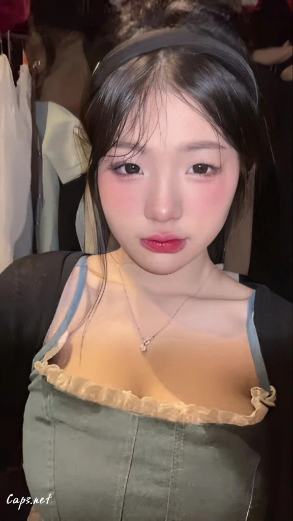 Tiktoker lanhxinhyeu06 nude sexy leaked sex tape image 26