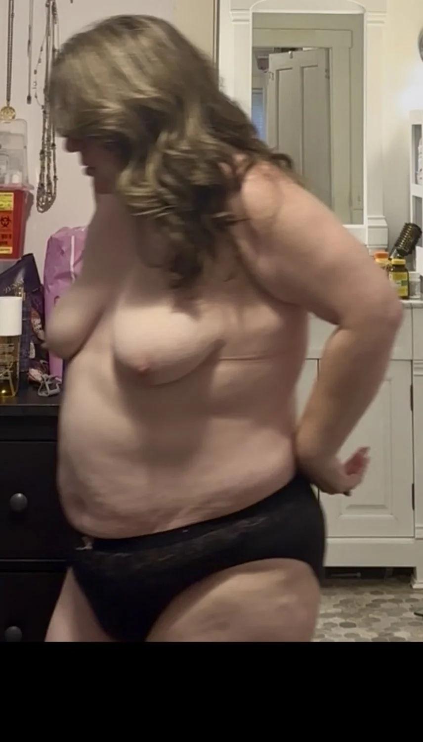 Jennifer - CT BBW Wife - Black Bra image 2