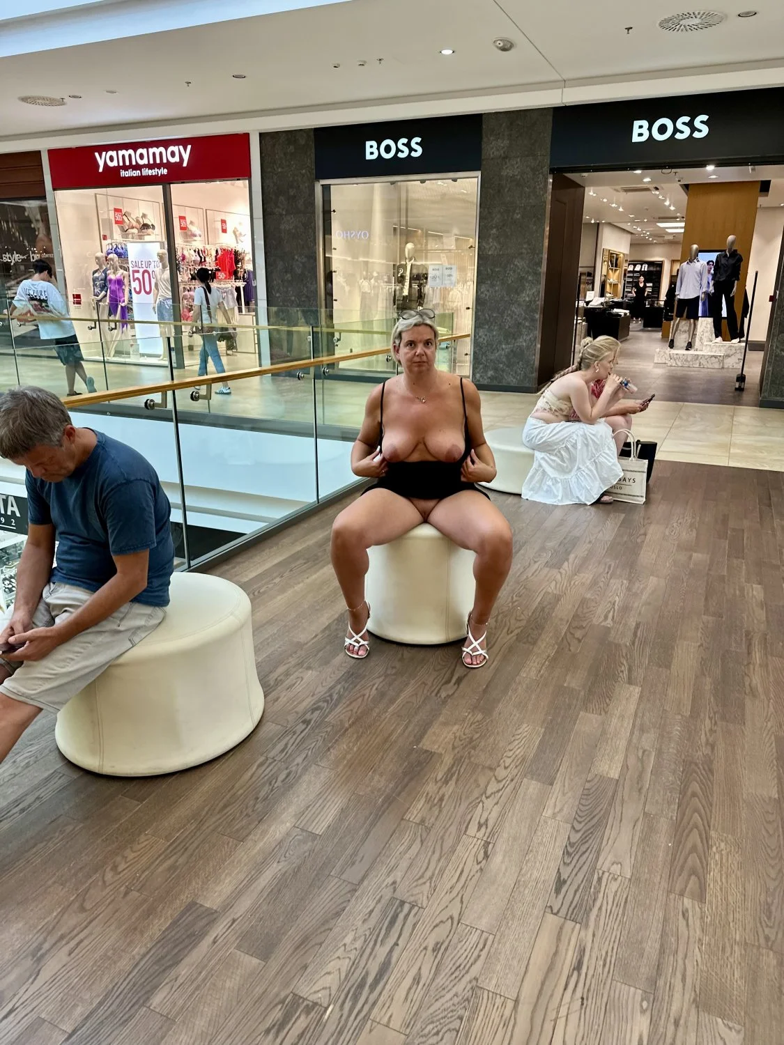 Nederlands exhibitioniste 3 image 10