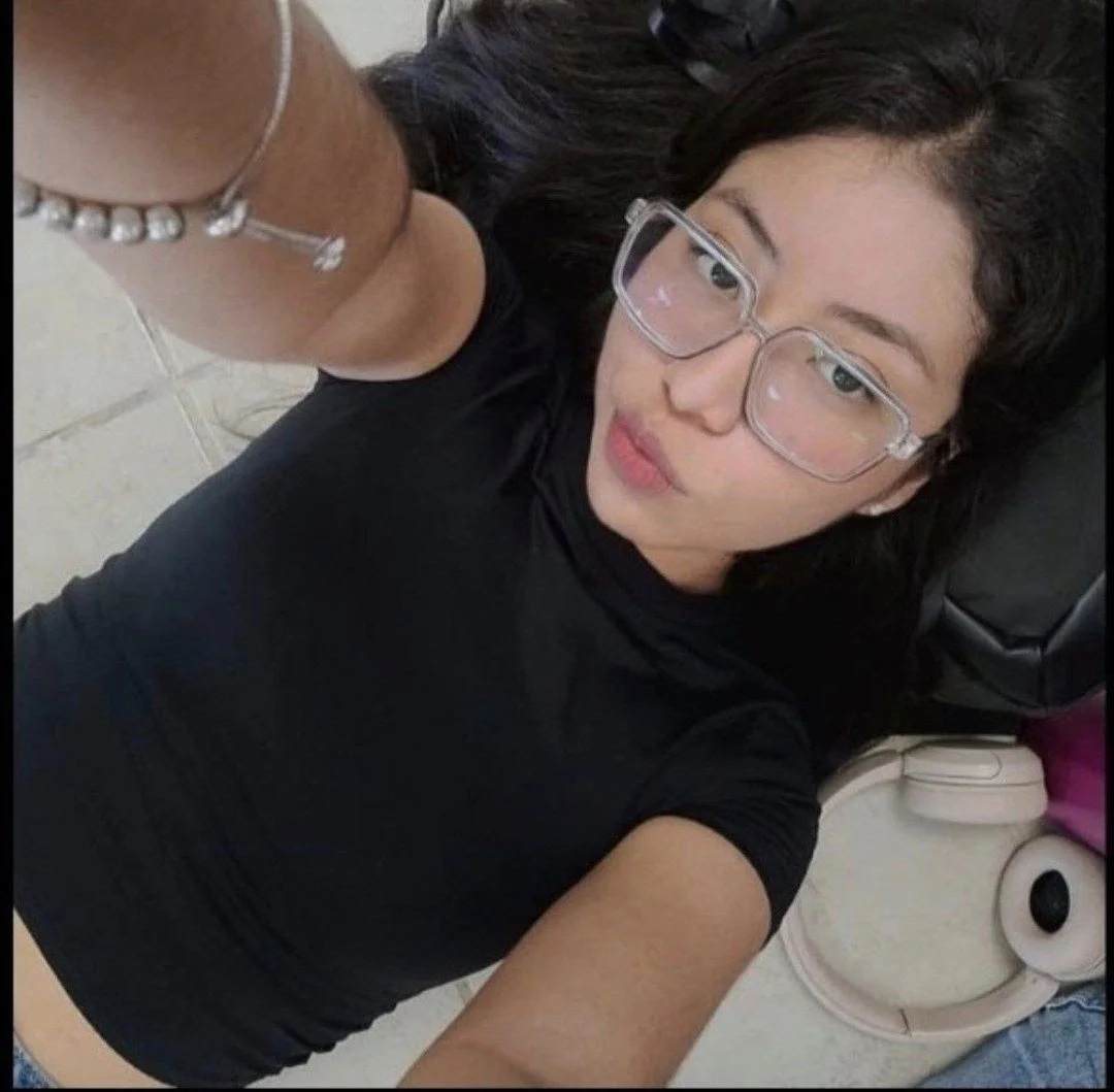 AI VID8475 image 5