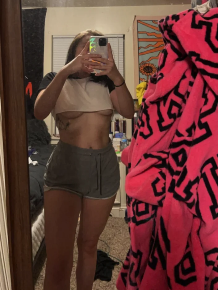 Chlo c caught image 18