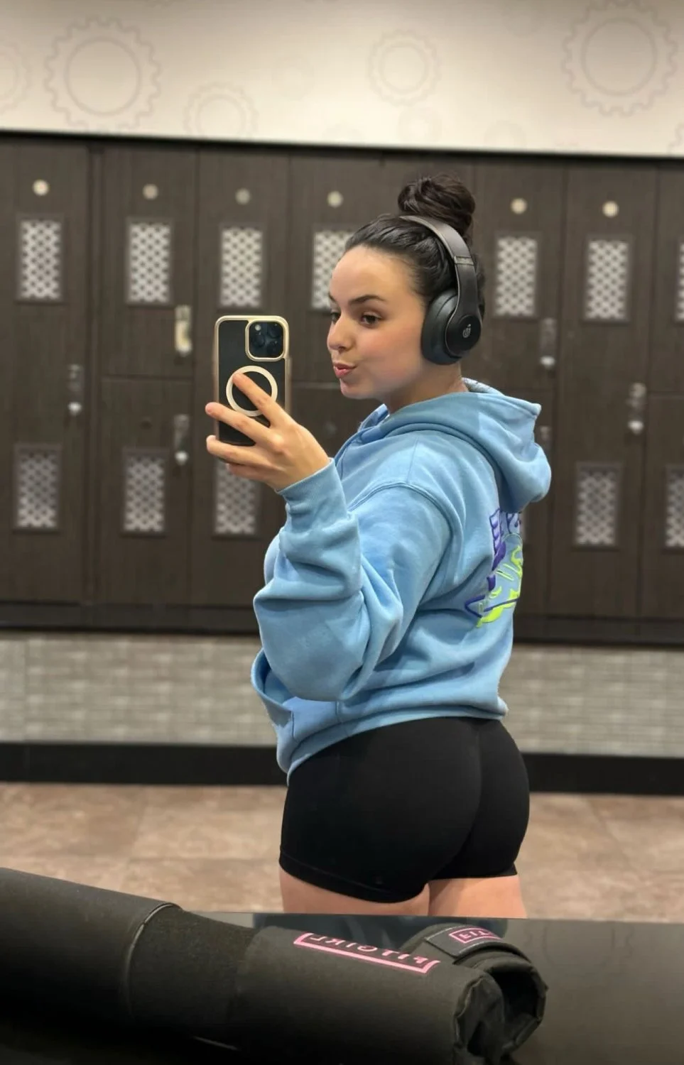 Single fitness mom image 21