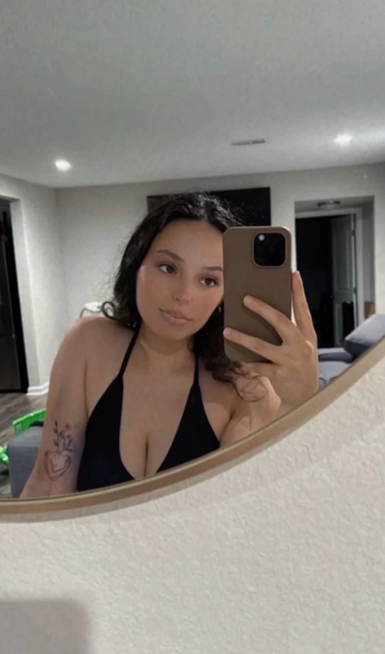Single fitness mom image 3