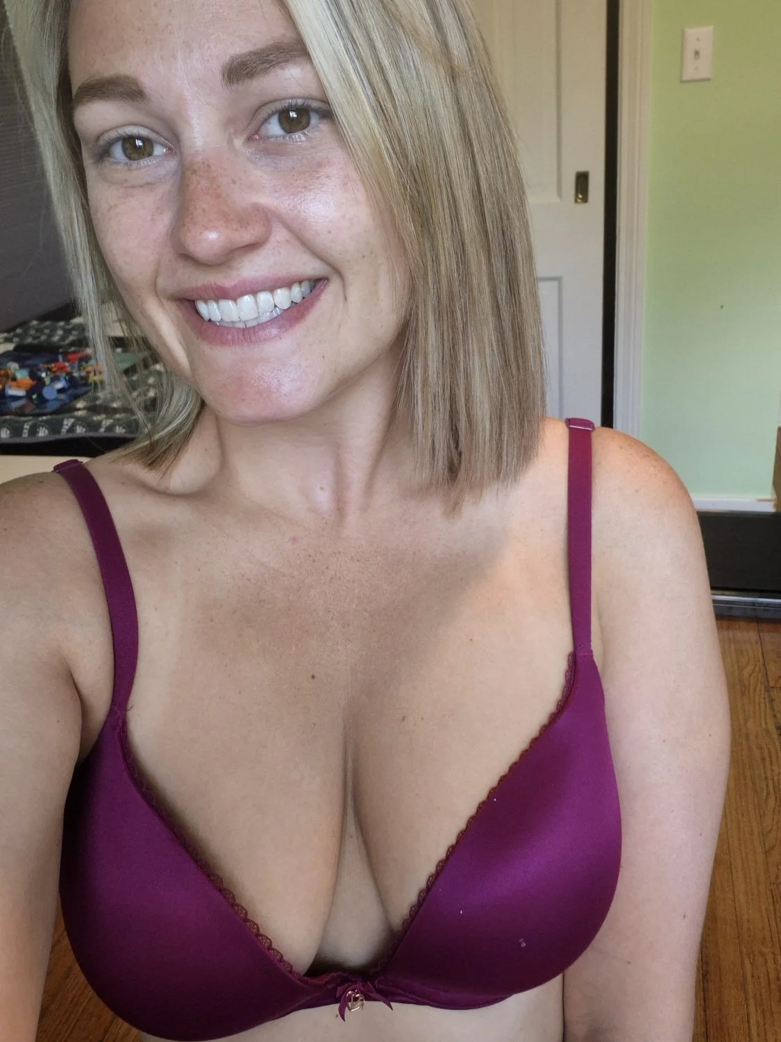 Webslut-Bimbo Wife-Scarlett Raven-Lost image 11