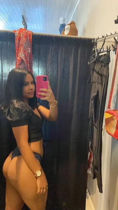 Moreninha gostosa vazada pelo ex namorado! putinha novinha foi pro hotel e deu o cuzinho no amador cover image