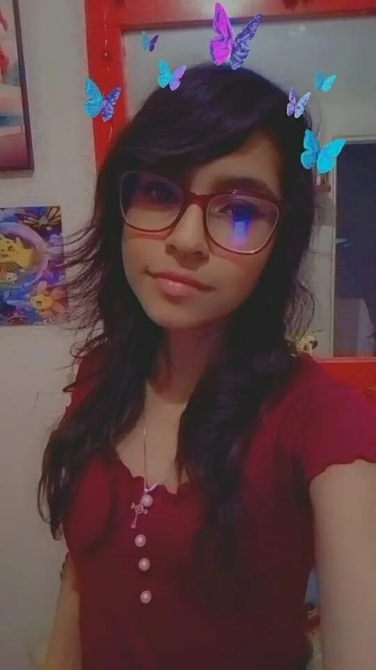 Otra jovensita demuestra que no hay edad para ser una zorra 🔥🔥 main image