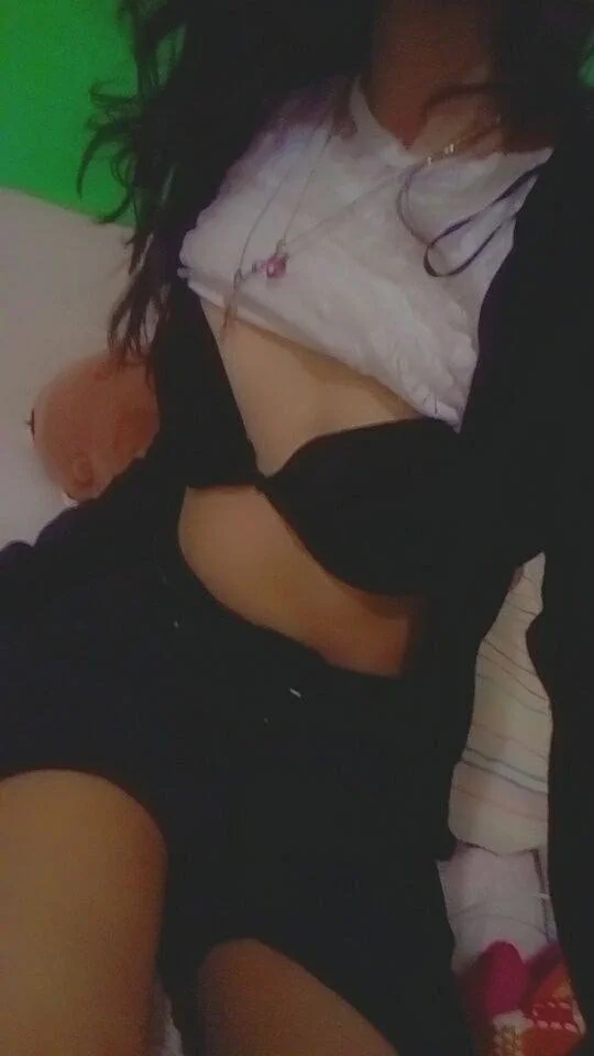 Otra jovensita demuestra que no hay edad para ser una zorra 🔥🔥 image 12