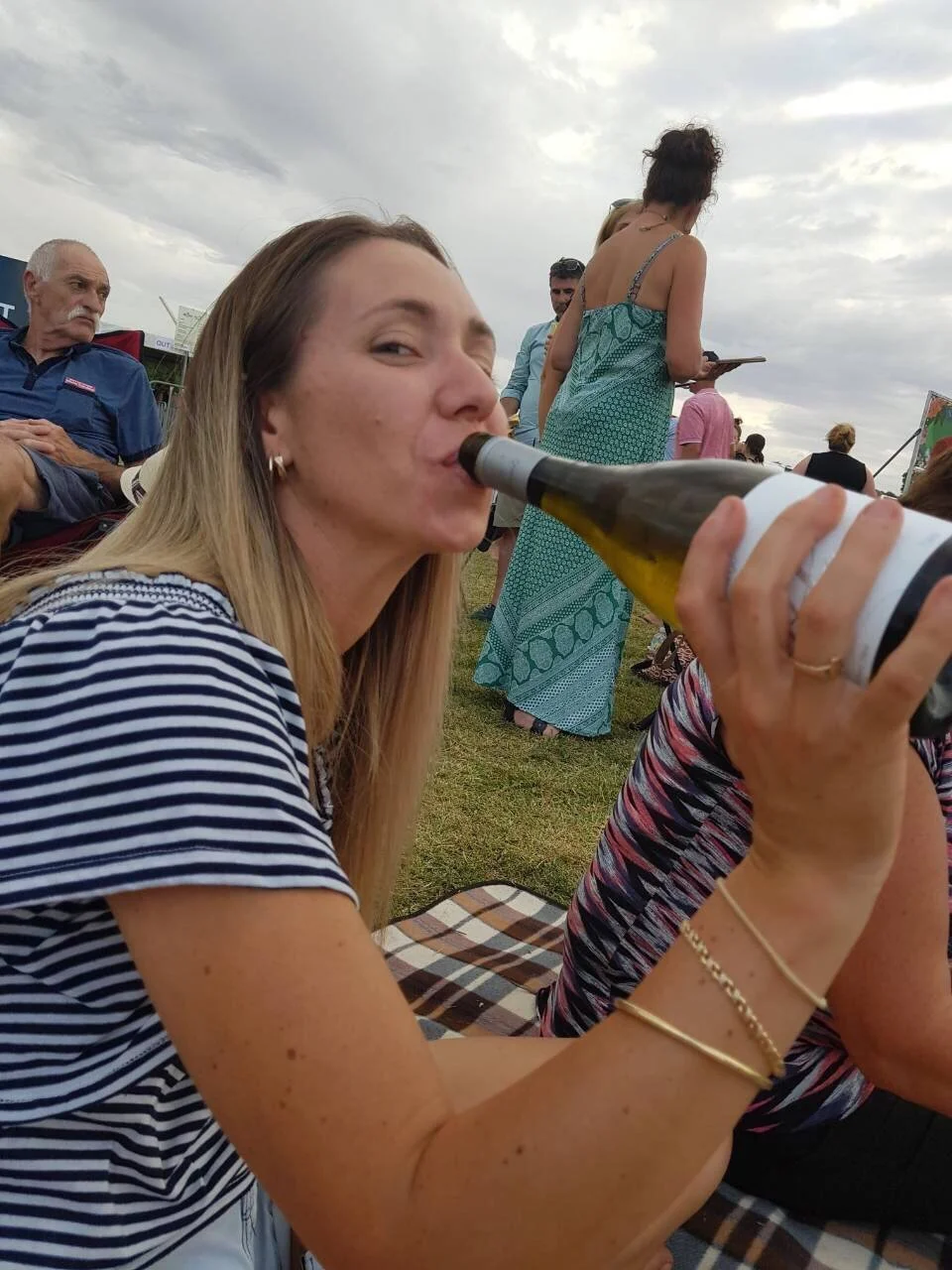 Cassie, 39 milf slut image 7