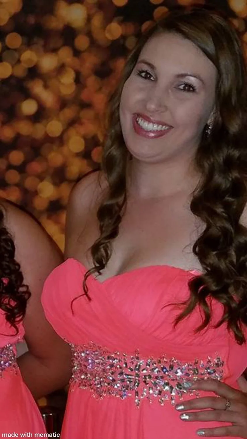Let’s see how fast this pig slut can be identified and recognized in the comments! Comment share!!! image 11