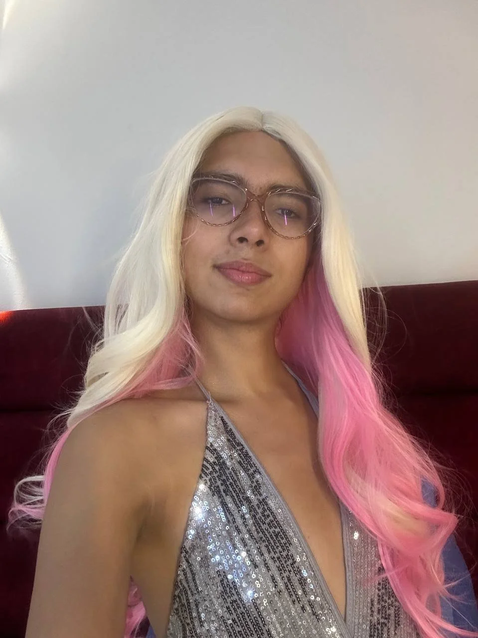 very sexy but you'd like to find out how hot I am... image 3