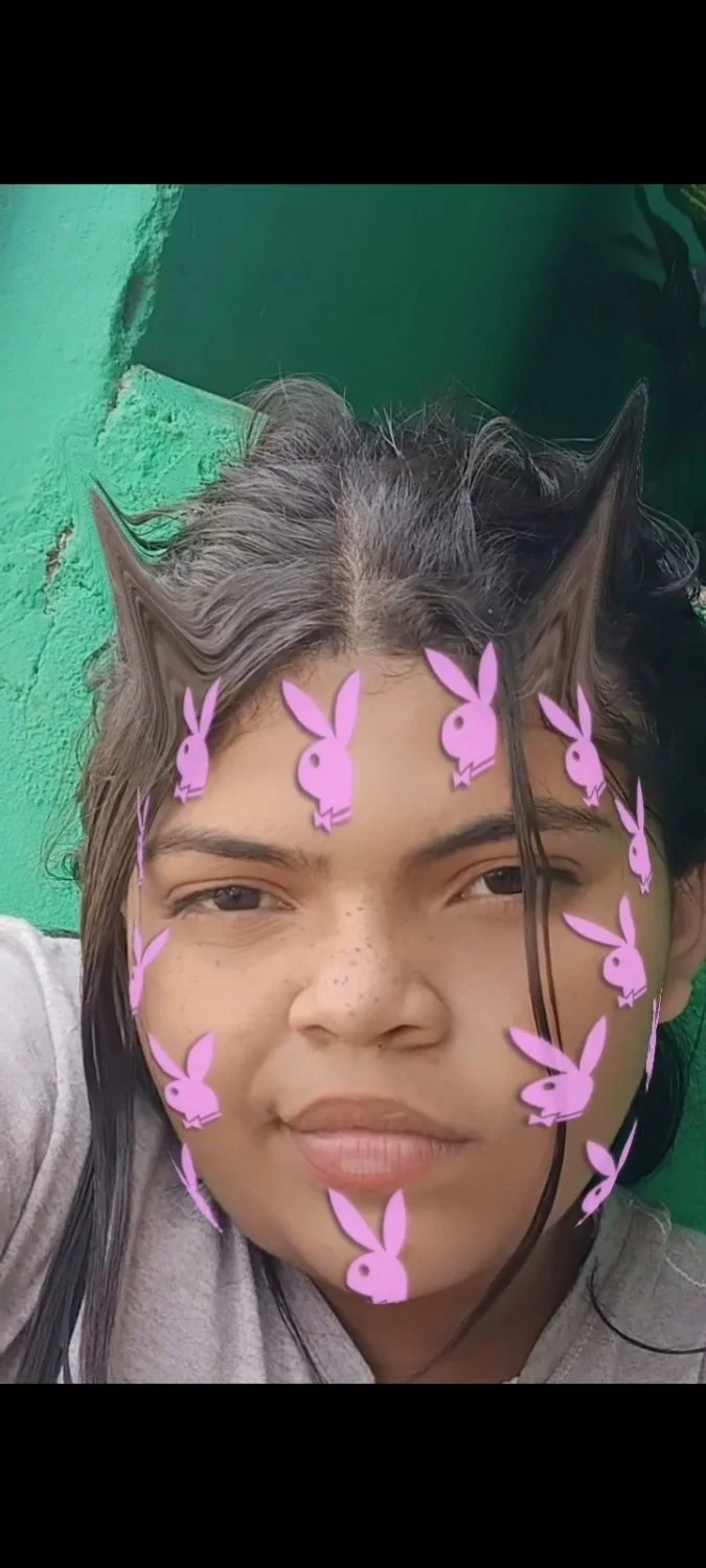 Oque acharam dessa putinha novinha quem for tribute pra ela chama pv para mas fotos dessa putinha image 3