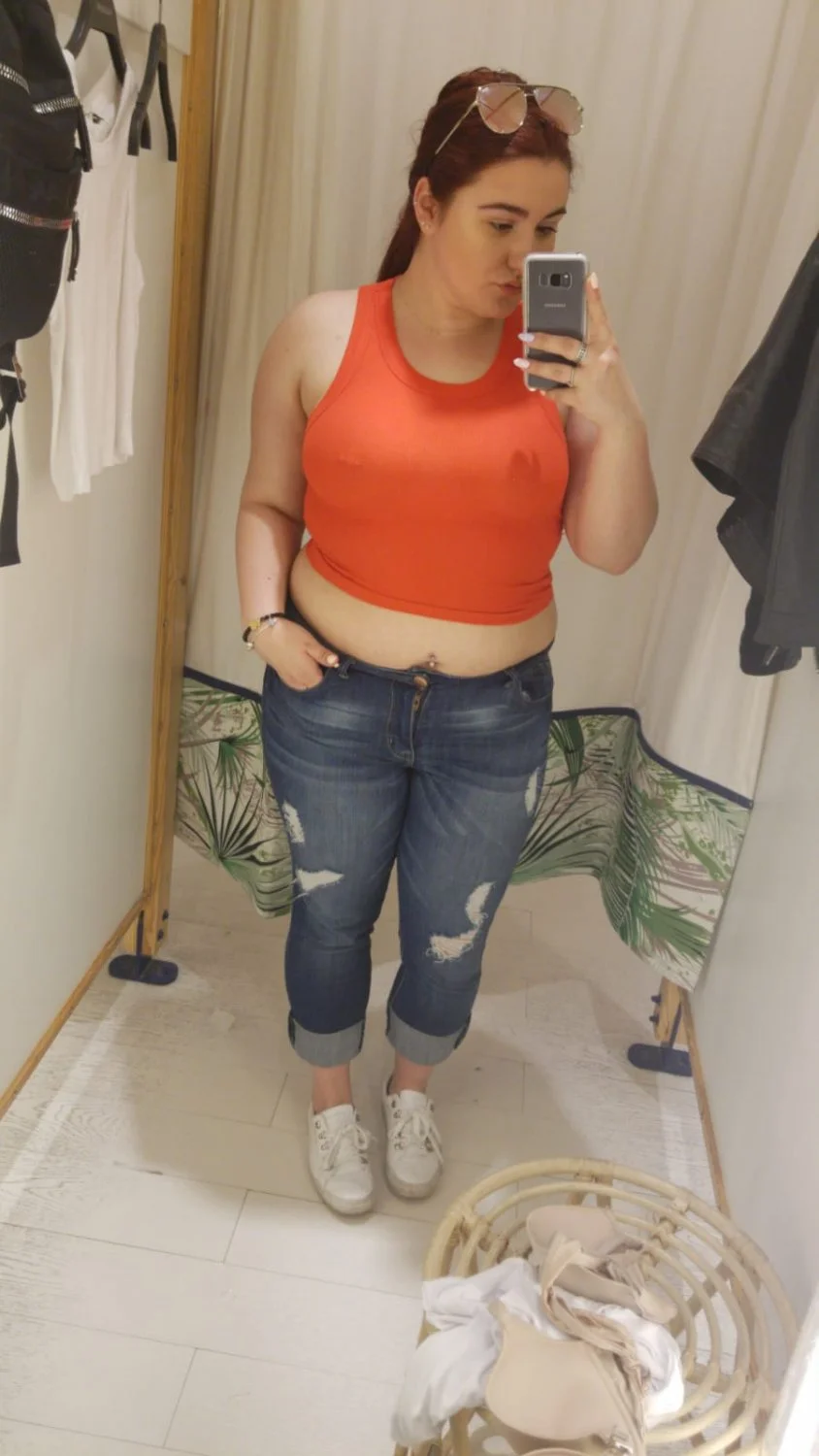 Chubby Redhead snowbunny from Chicago image 11