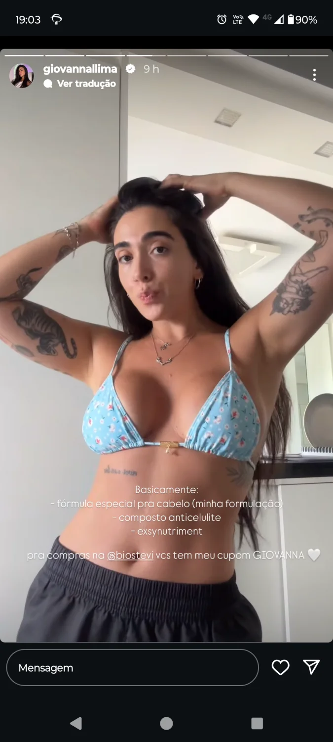Giovana Lima se exibindo image 4