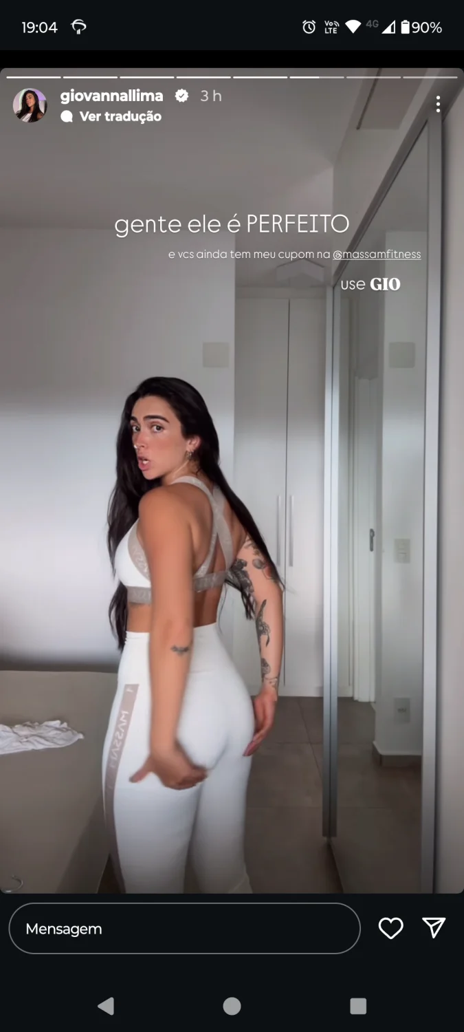 Giovana Lima se exibindo image 6